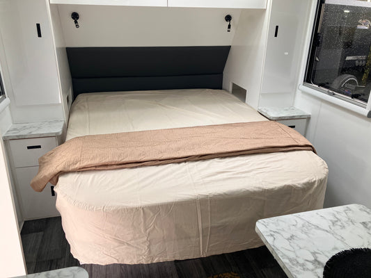 CARAVAN & RV QUEEN ROUNDED CORNERS SHEET SET